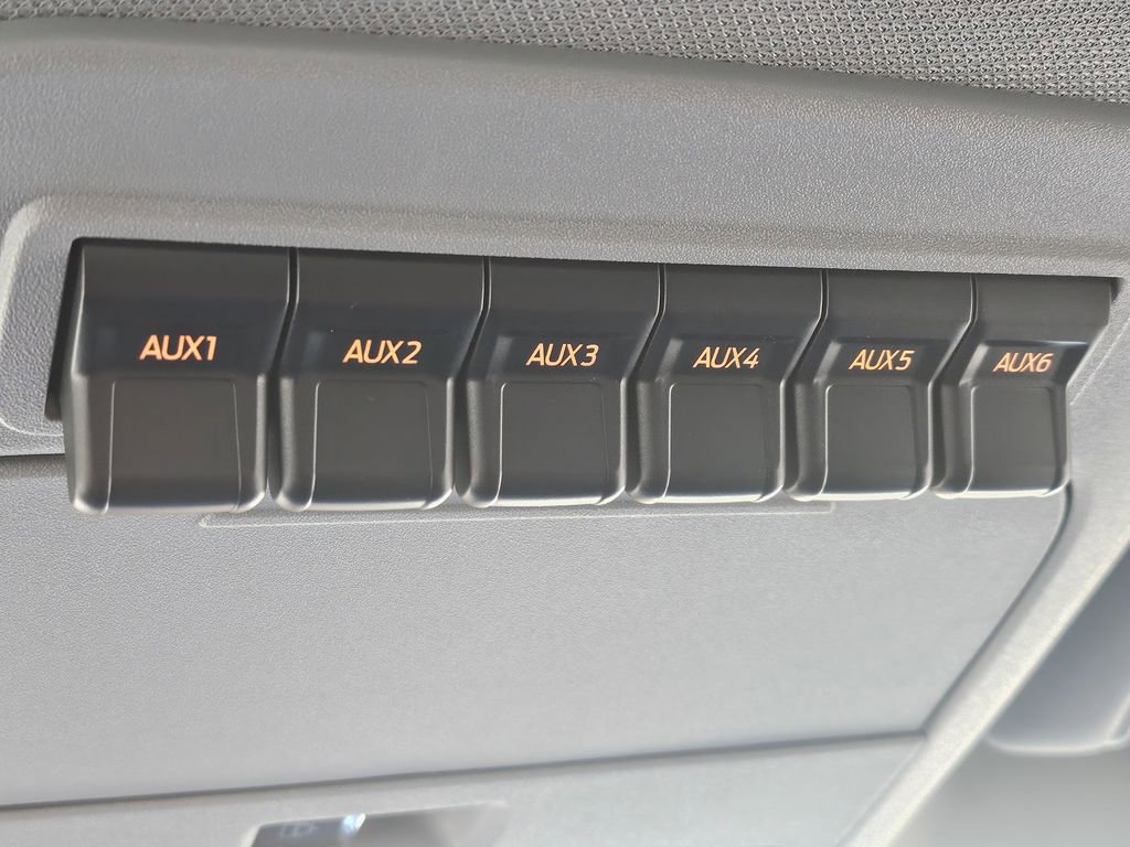 New 2026 Ford F250 XLT w/ XLT Premium Package image 18