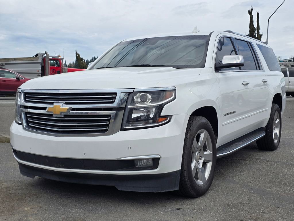 Used 2017 Chevrolet Suburban Premier image 4