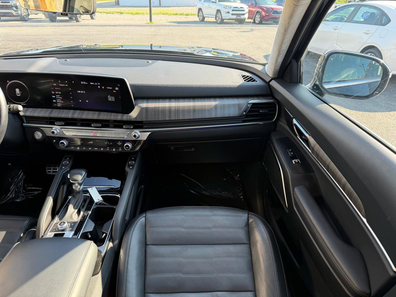 Used 2024 Kia Telluride SX Prestige w/ Towing Package AWD/4WD image 30
