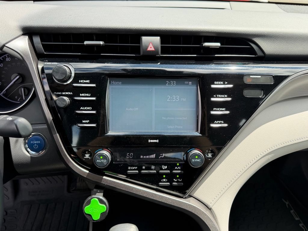 Used 2020 Toyota Camry SE FWD image 21