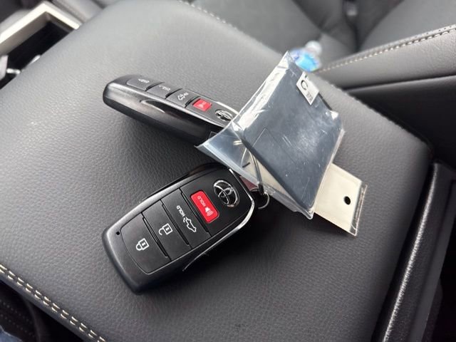 New 2026 Toyota Tacoma Limited image 27