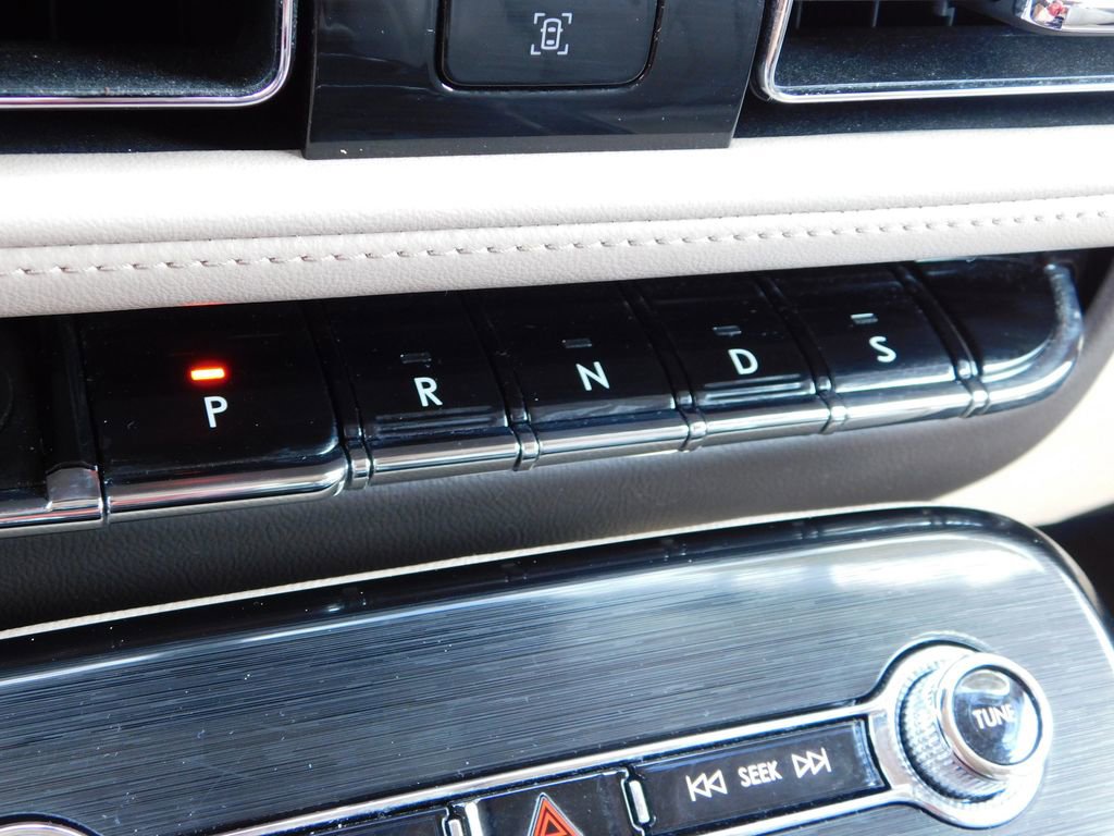 Used 2021 Lincoln Nautilus Reserve w/ Equipment Group 201A image 36