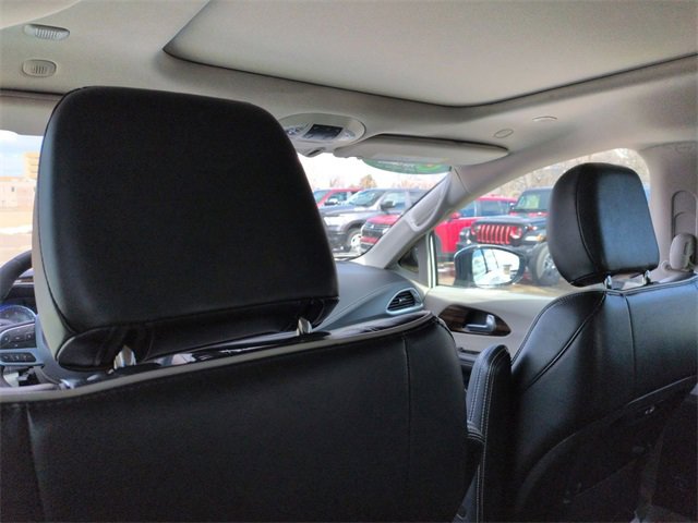 Certified 2023 Chrysler Pacifica Limited image 28