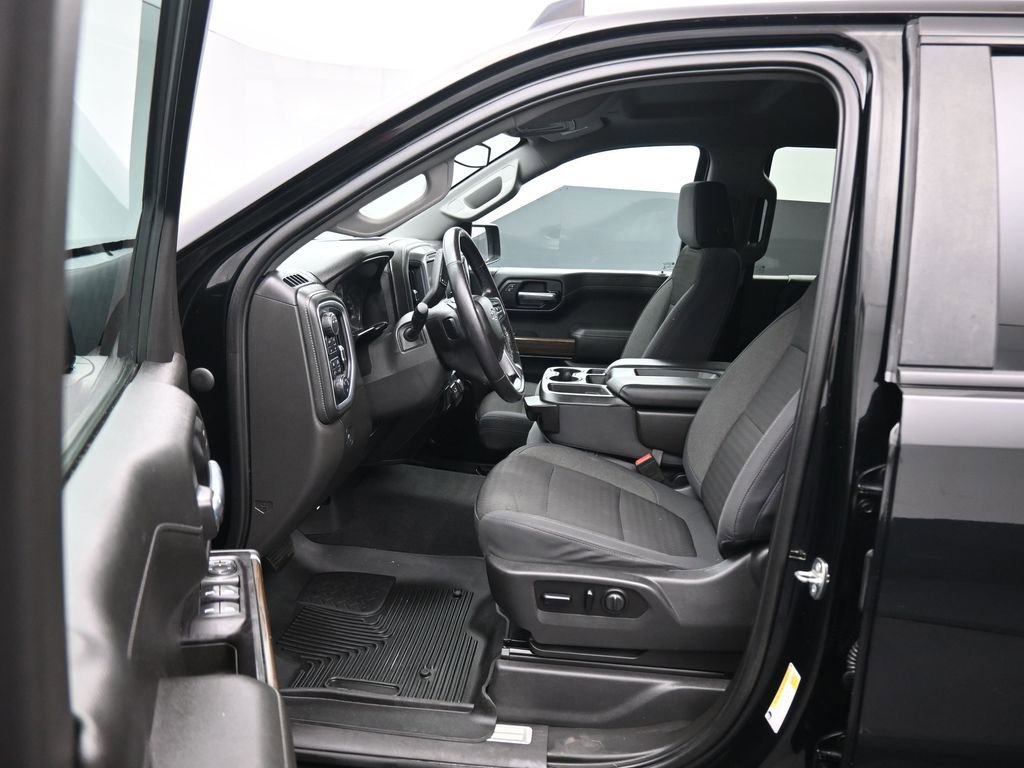 Used 2020 Chevrolet Silverado 1500 RST AWD/4WD image 11