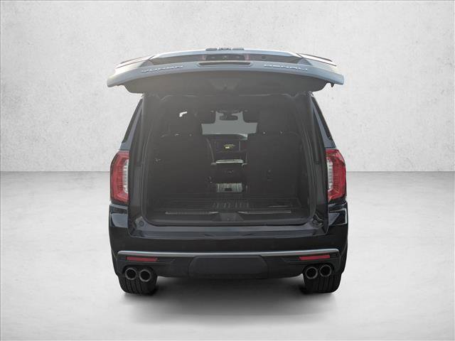 Used 2023 GMC Yukon Denali image 6
