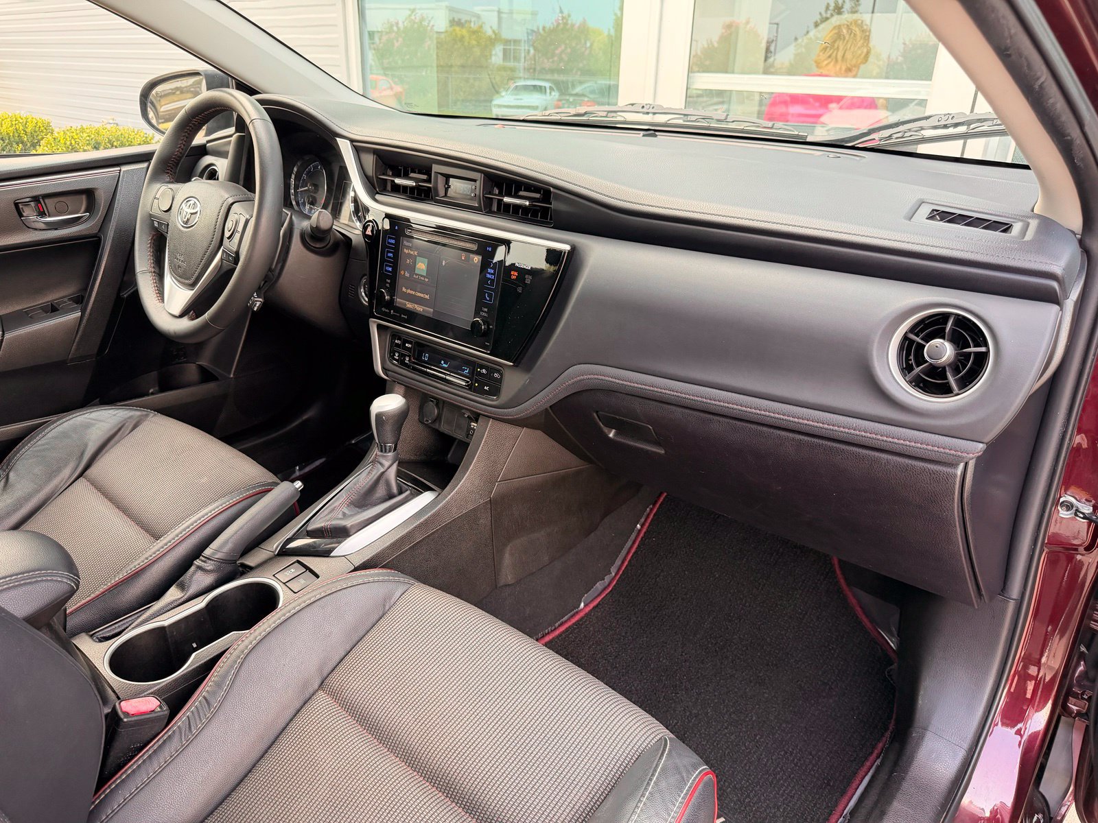 Used 2017 Toyota Corolla SE 50th Anniversary FWD image 24