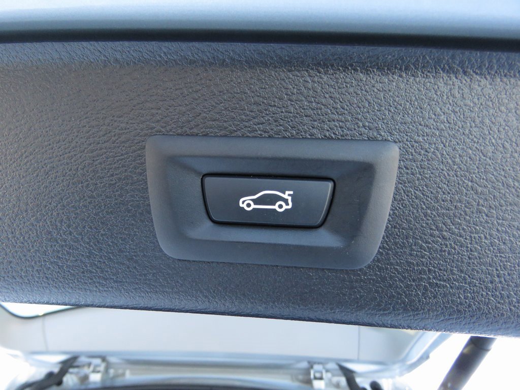 Used 2017 BMW X3 xDrive28i image 18