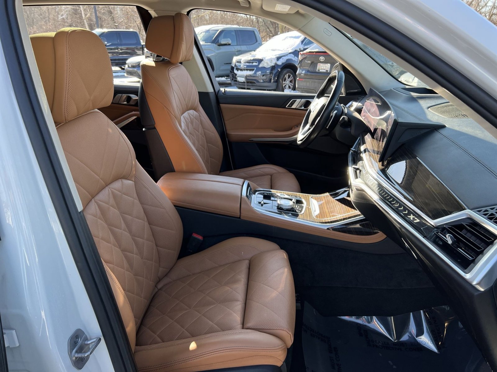 Used 2024 BMW X7 xDrive40i w/ Executive Package image 28
