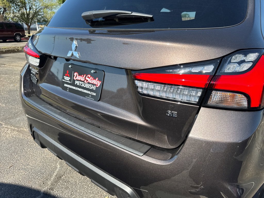 New 2027 Mitsubishi Outlander Sport SE FWD image 43
