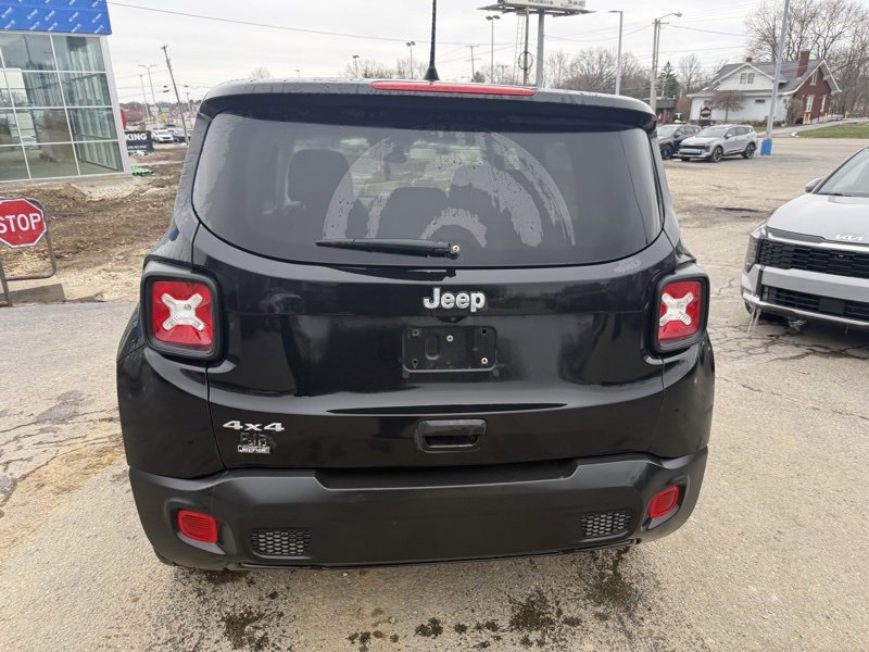 Used 2021 Jeep Renegade Sport image 6