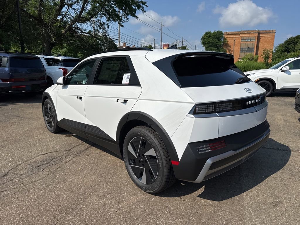 New 2025 Hyundai Ioniq 5 SEL image 5