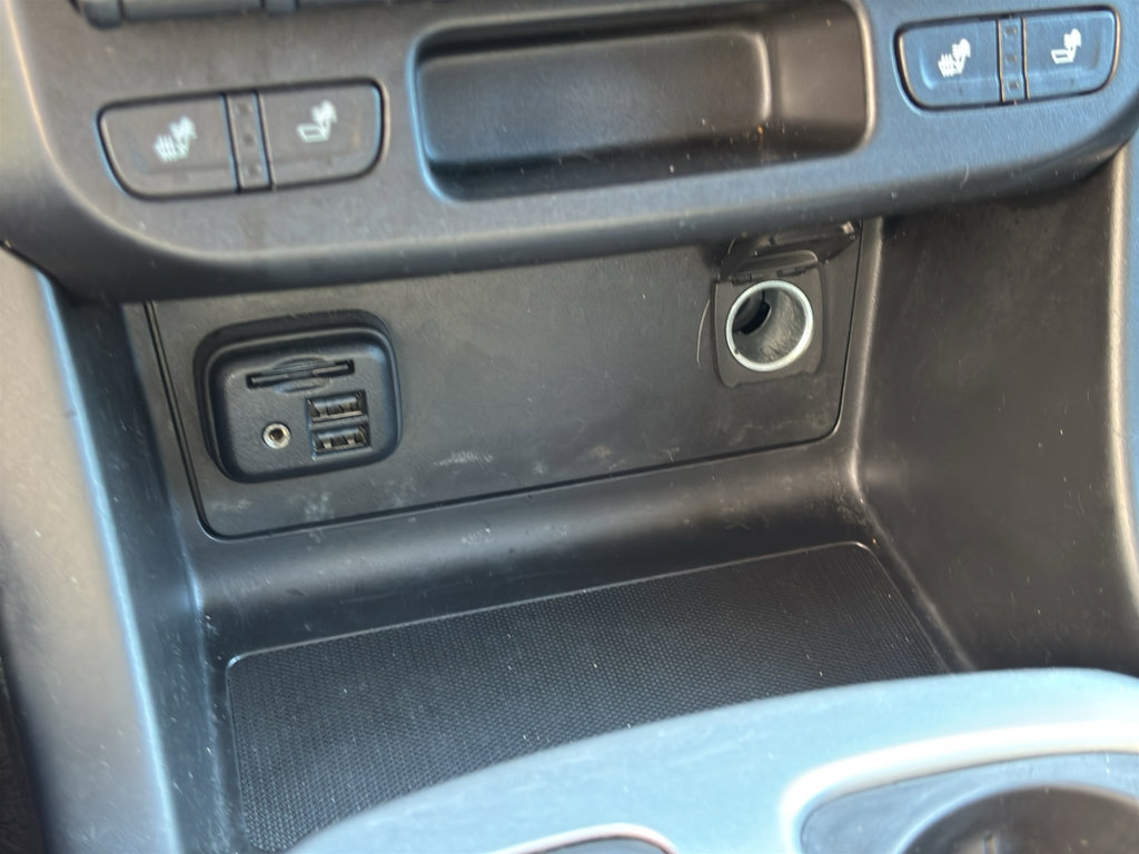 Used 2021 Chevrolet Colorado ZR2 w/ ZR2 Midnight Special Edition AWD/4WD image 25