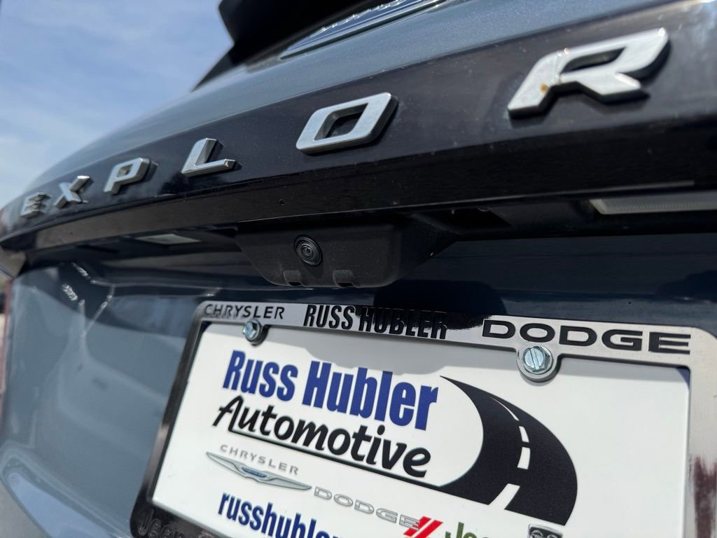 Used 2025 Ford Explorer Active image 5