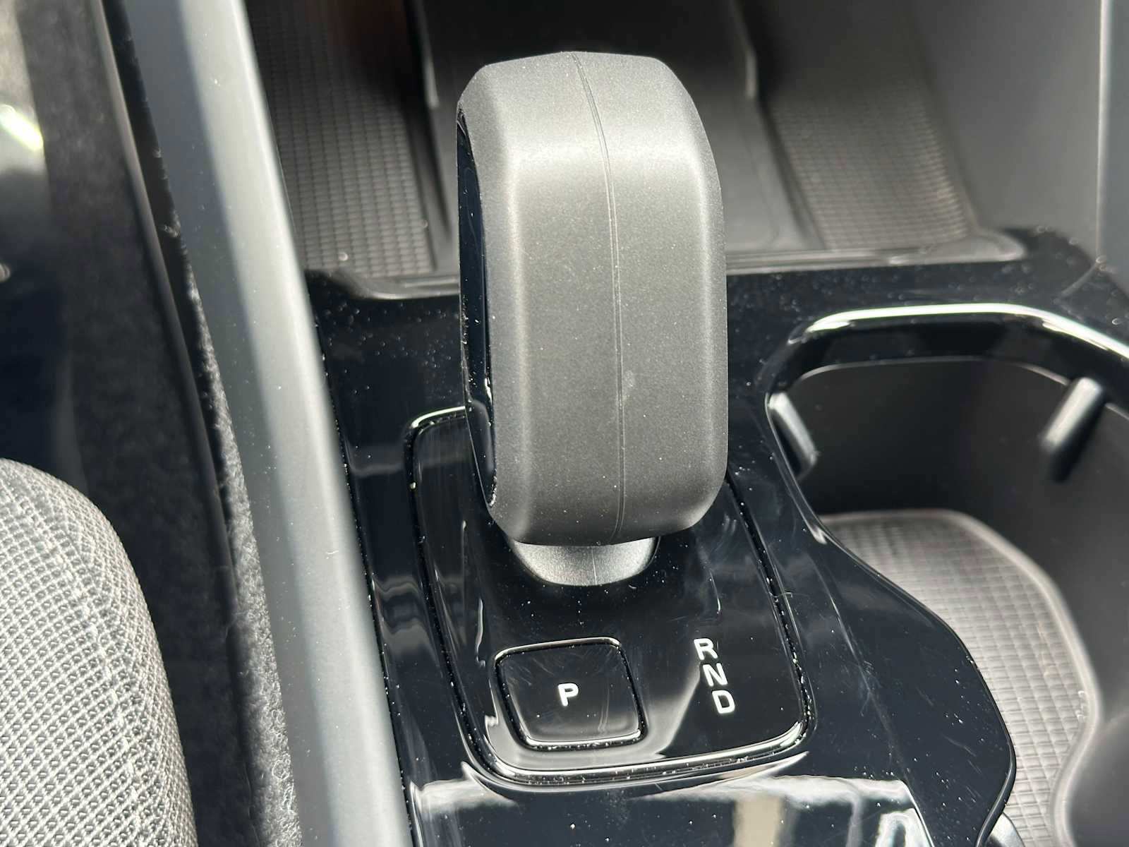 Used 2025 Volvo EX40 Core w/ Climate Package AWD/4WD image 28