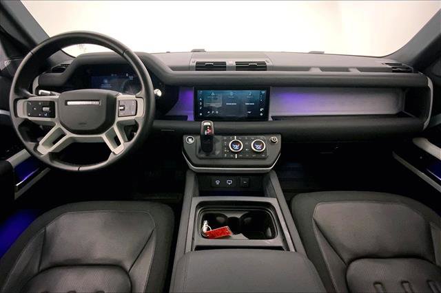 Used 2020 Land Rover Defender 110 SE image 16