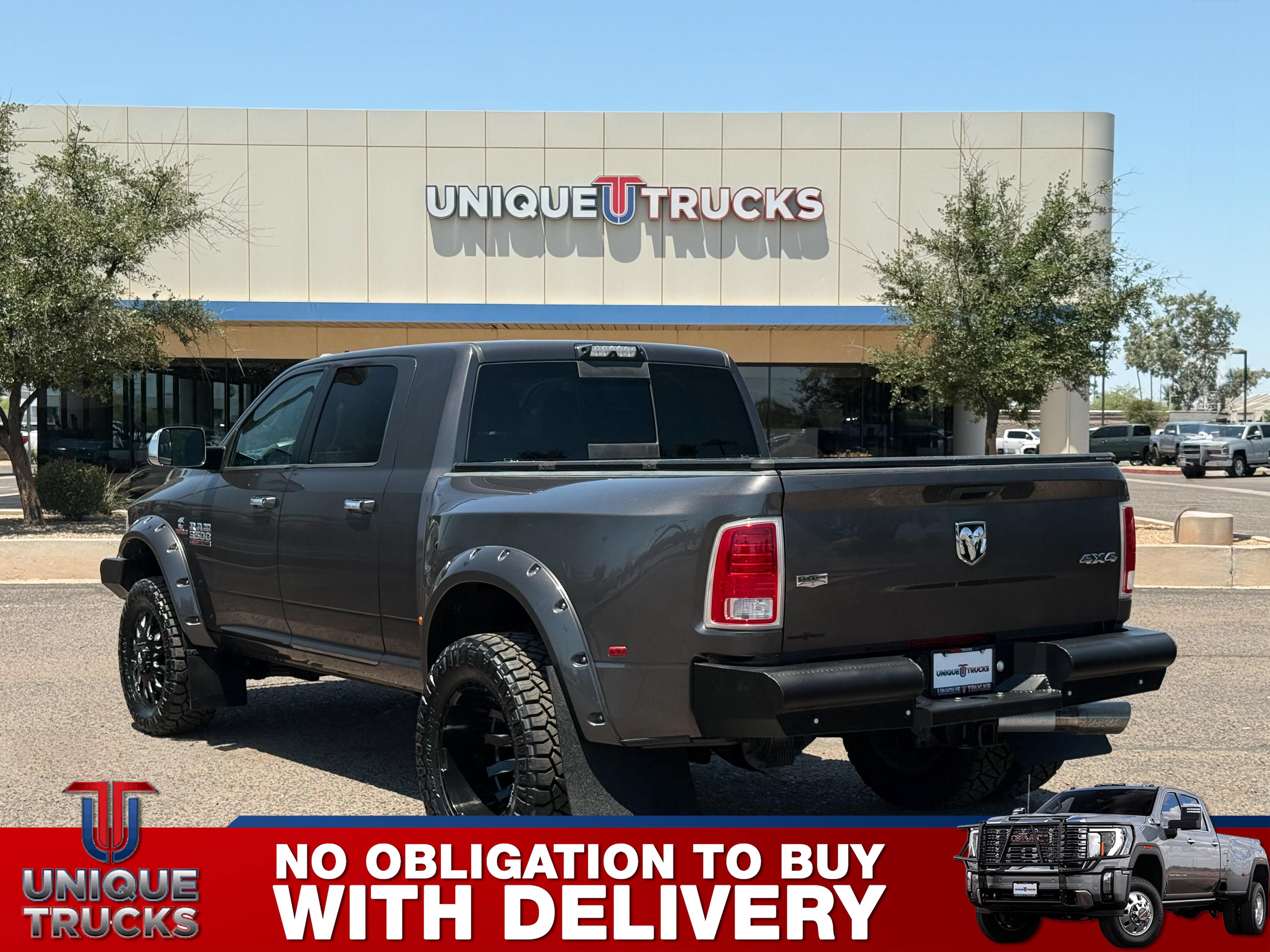 Used 2018 RAM 3500 Laramie w/ Cold Weather Group AWD/4WD image 8