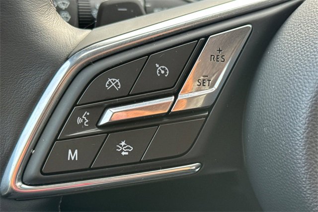 Used 2024 Buick Envision Preferred image 37