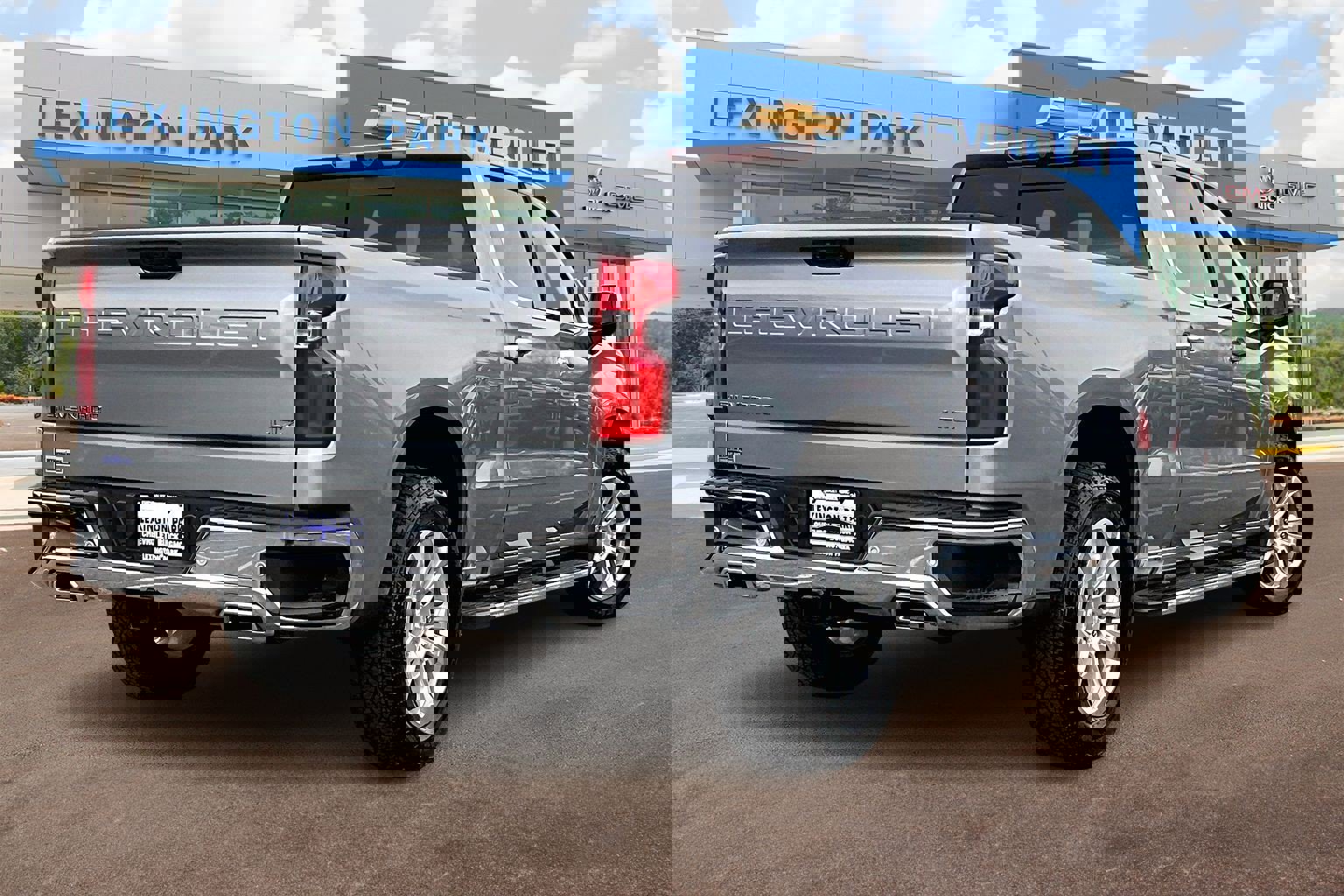 Used 2024 Chevrolet Silverado 1500 LTZ image 13