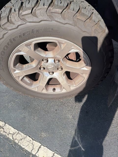 Used 2018 RAM 1500 Laramie w/ Convenience Group image 10