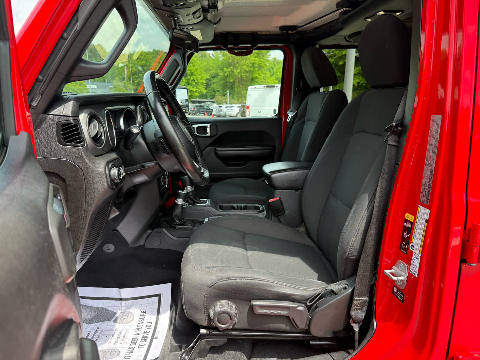 Used 2021 Jeep Gladiator Sport AWD/4WD image 11