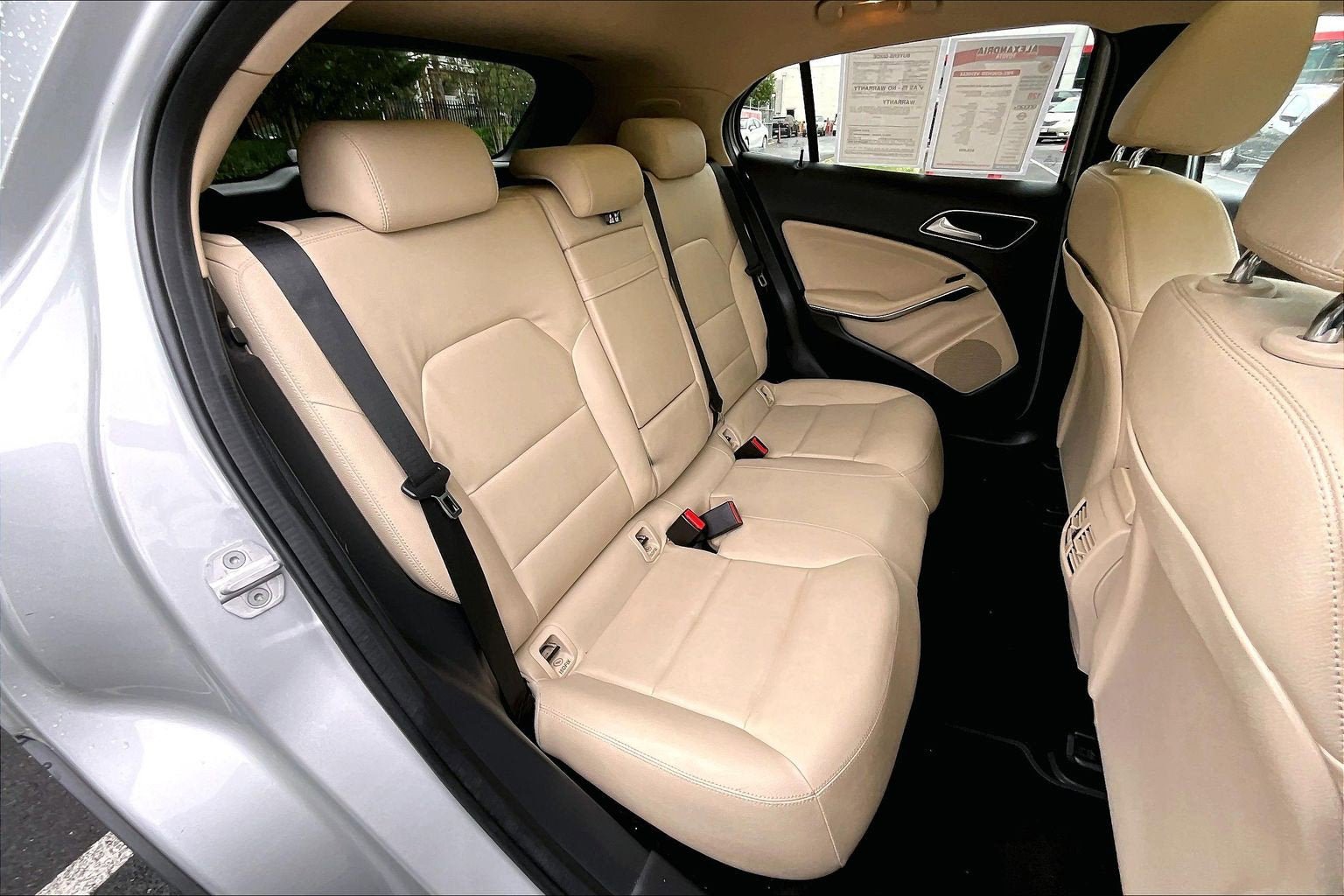 Used 2015 Mercedes-Benz GLA 250 4MATIC image 25