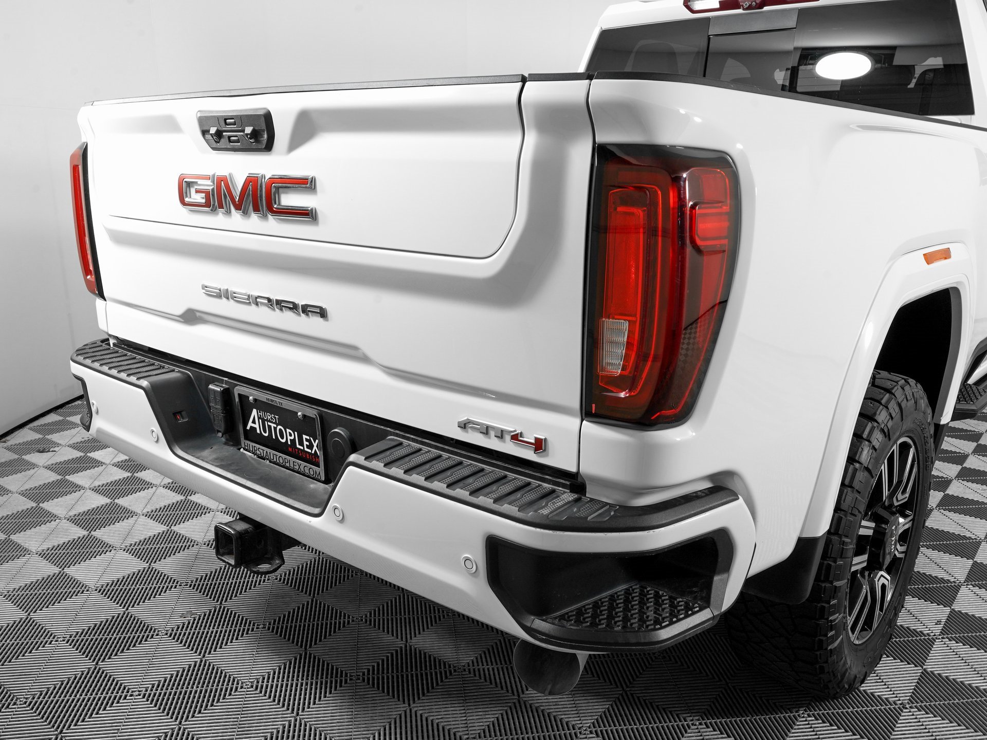 Used 2022 GMC Sierra 2500 AT4 w/ AT4 Premium Plus Package image 32
