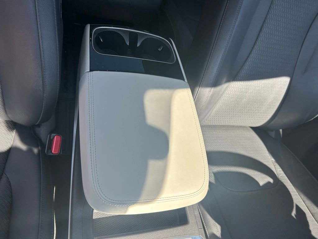 Used 2023 Kia Carnival SX Prestige image 37