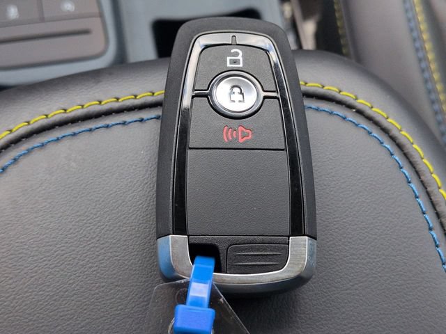 New 2026 Ford Maverick Lobo AWD/4WD image 32