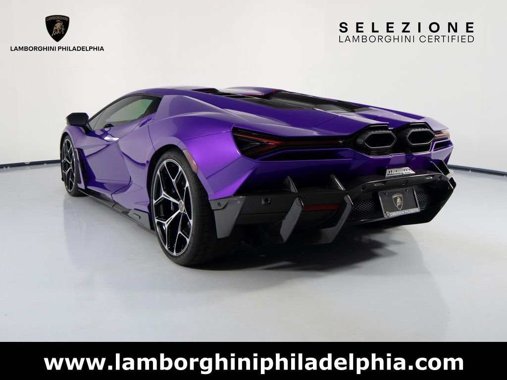 Used 2024 Lamborghini Revuelto image 7