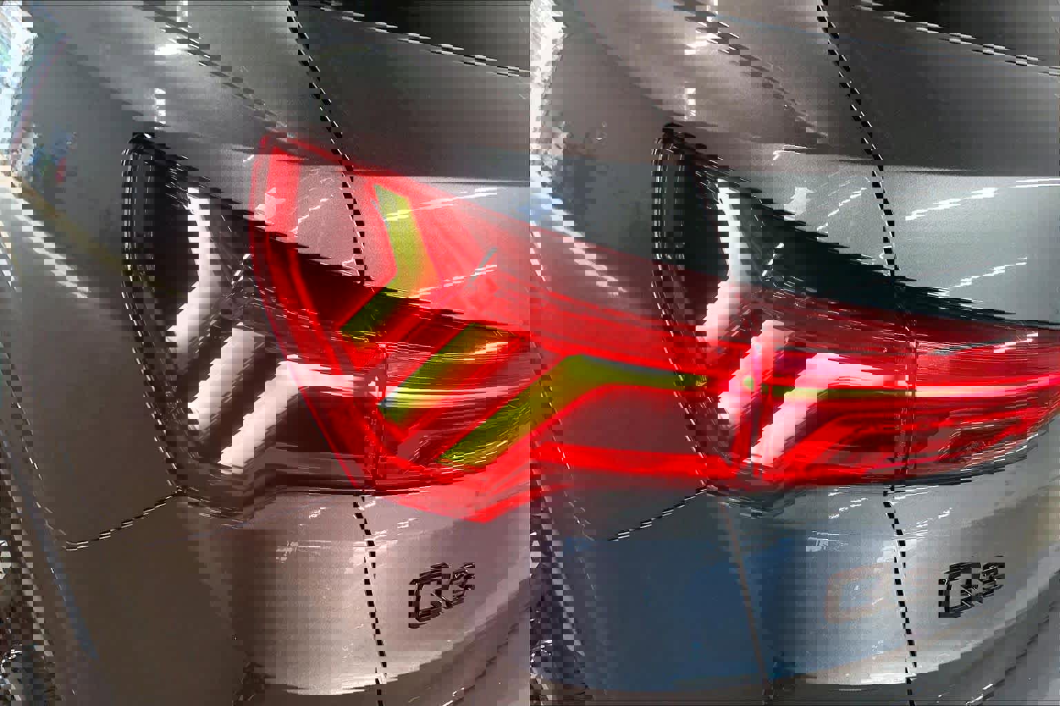 Certified 2025 Audi Q3 2.0T Premium Plus w/ Premium Plus Package image 32