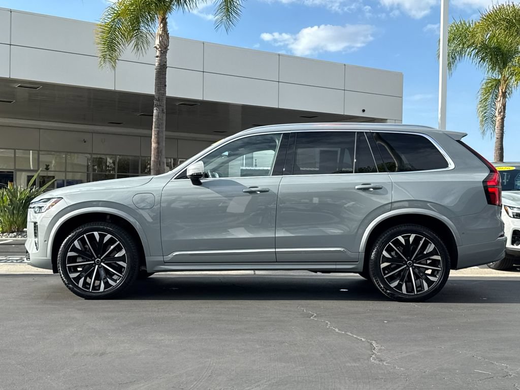 New 2026 Volvo XC90 T8 Plus w/ Protection Package Premier AWD/4WD image 2