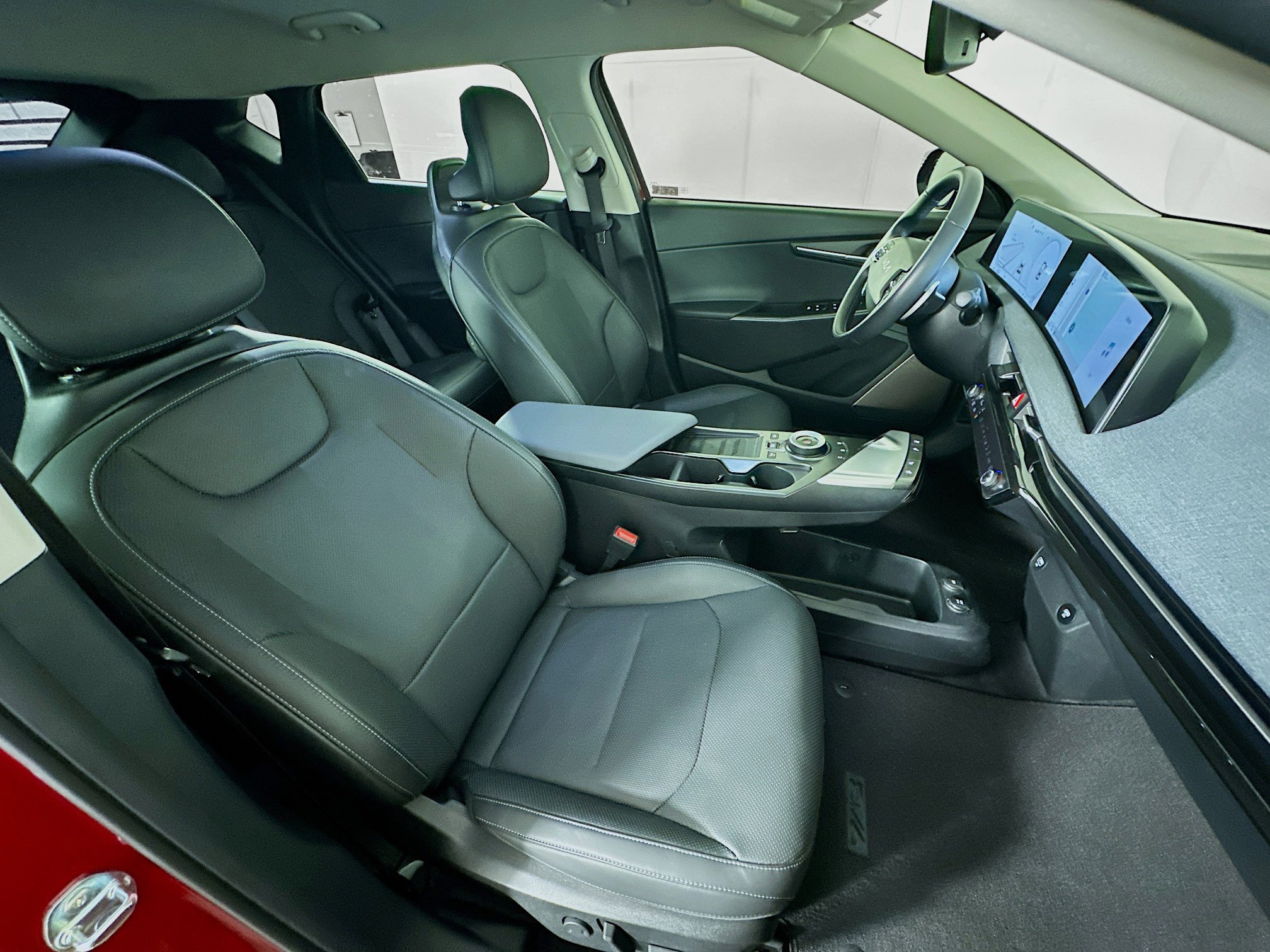 Used 2024 Kia EV6 Wind w/ Wind Technology Package image 30