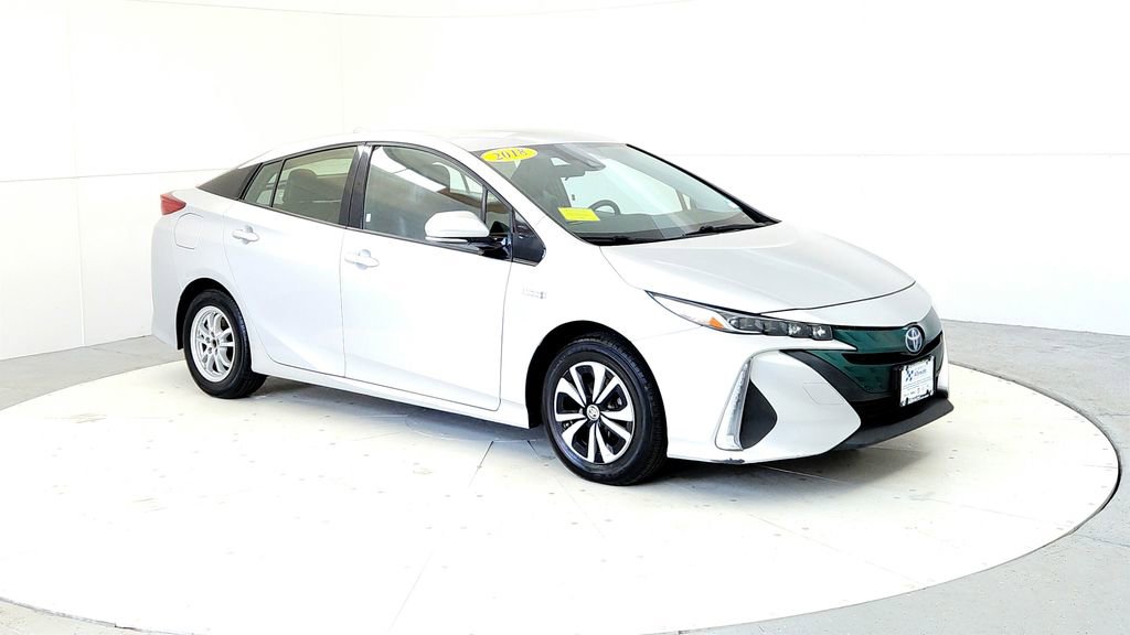 Certified 2018 Toyota Prius Prime Premium FWD image 7