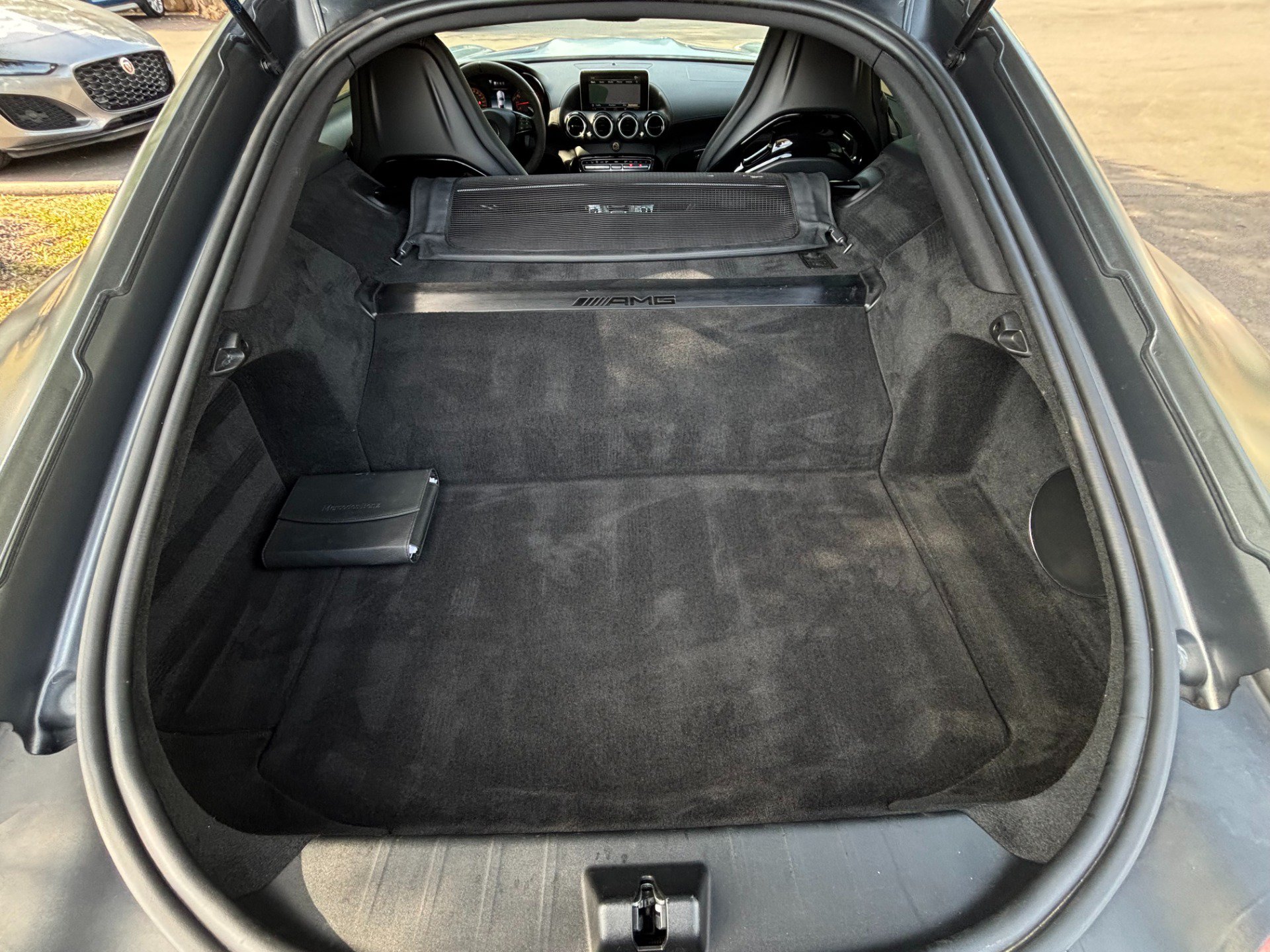 Used 2018 Mercedes-Benz AMG GT R image 27