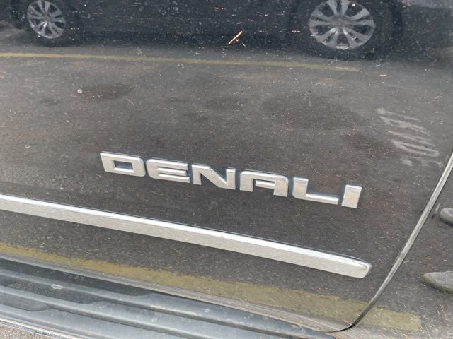 Used 2017 GMC Yukon XL Denali w/ Open Road Package image 6