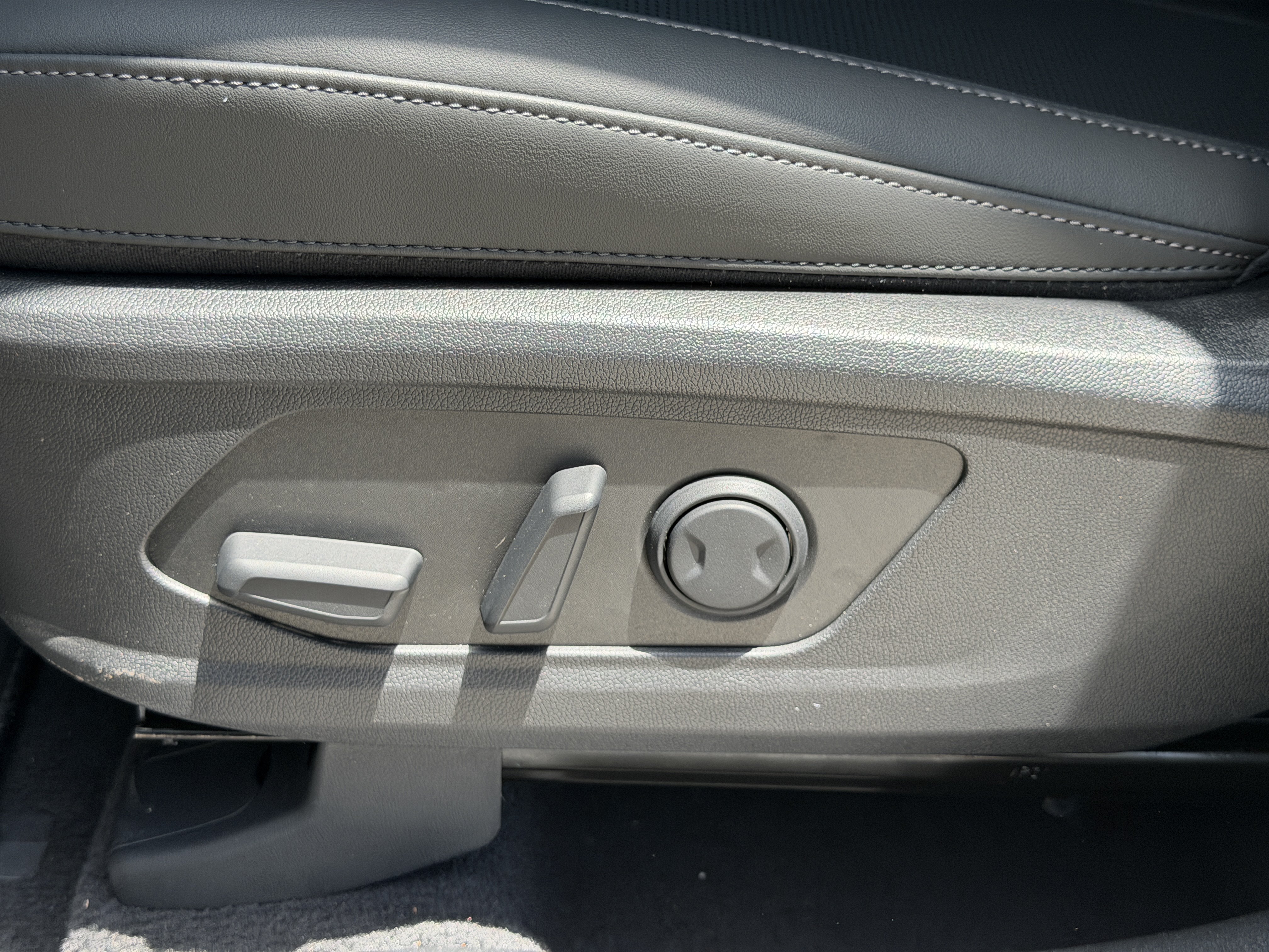 New 2026 Kia Sorento SX AWD/4WD image 17