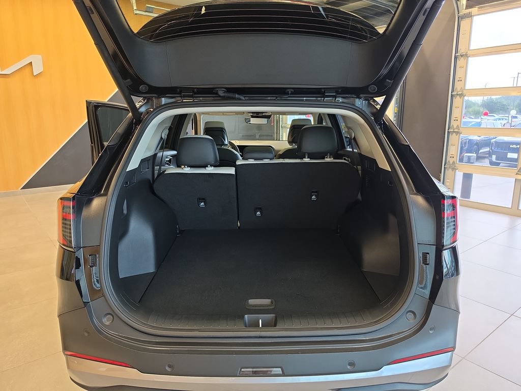 Certified 2026 Kia Sportage EX w/ EX Panorama Roof Package FWD image 32