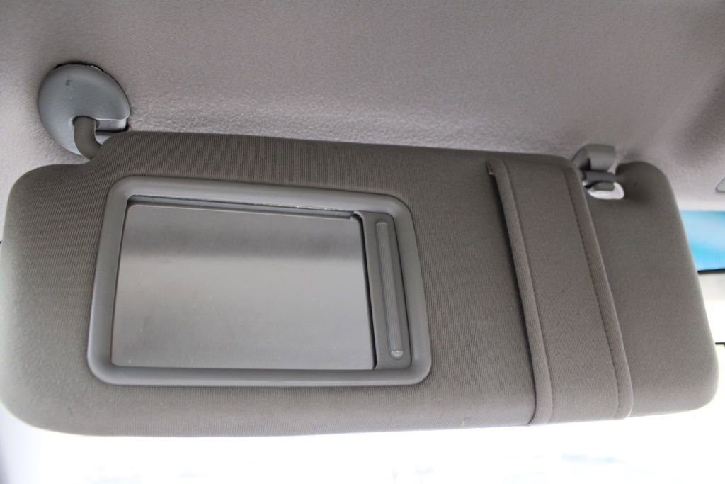 Used 2009 Toyota Camry LE FWD image 36