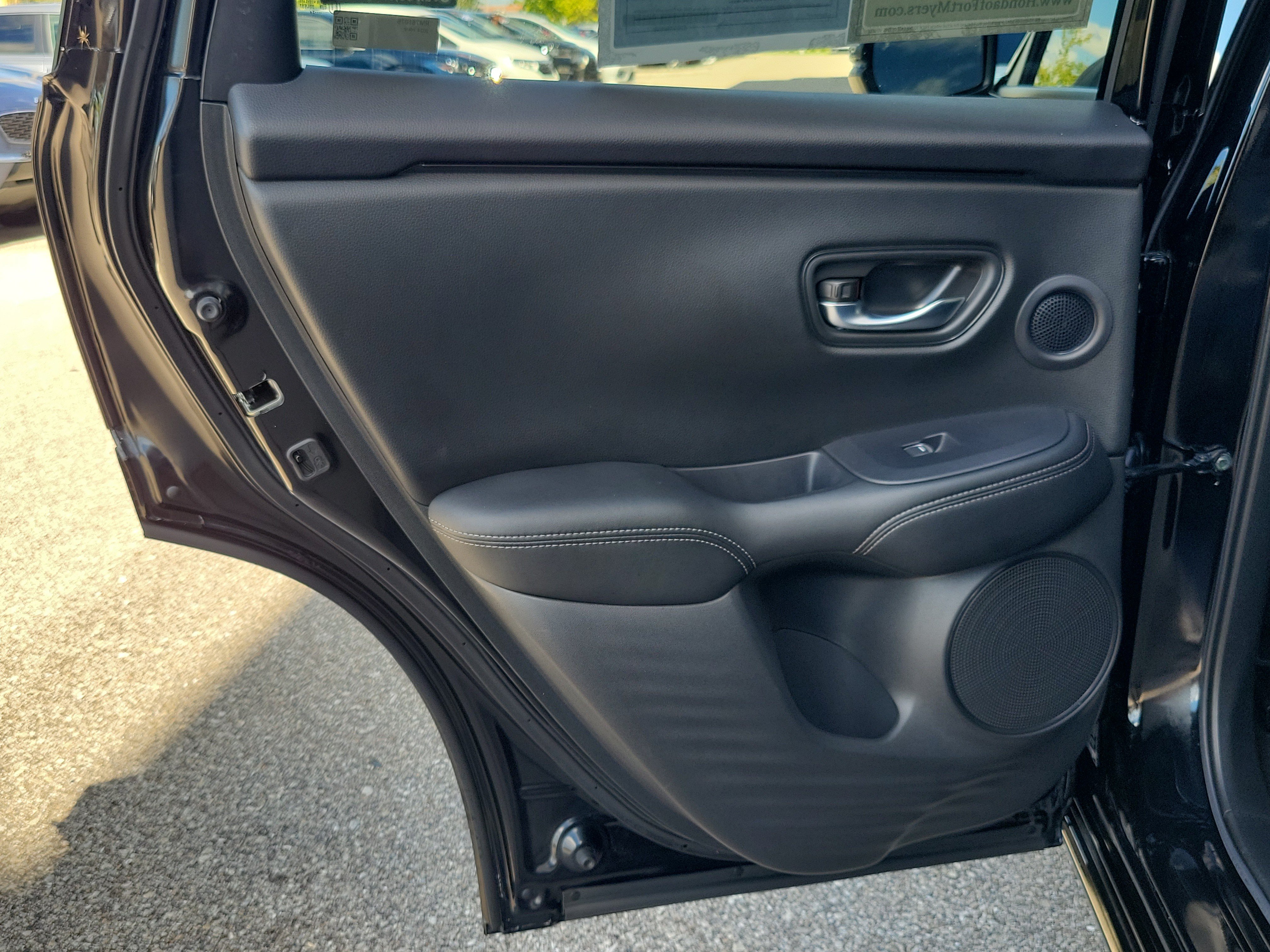 Used 2024 Honda HR-V EX-L image 13