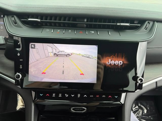 New 2026 Jeep Grand Cherokee L Limited w/ Limited Altitude Package AWD/4WD image 13