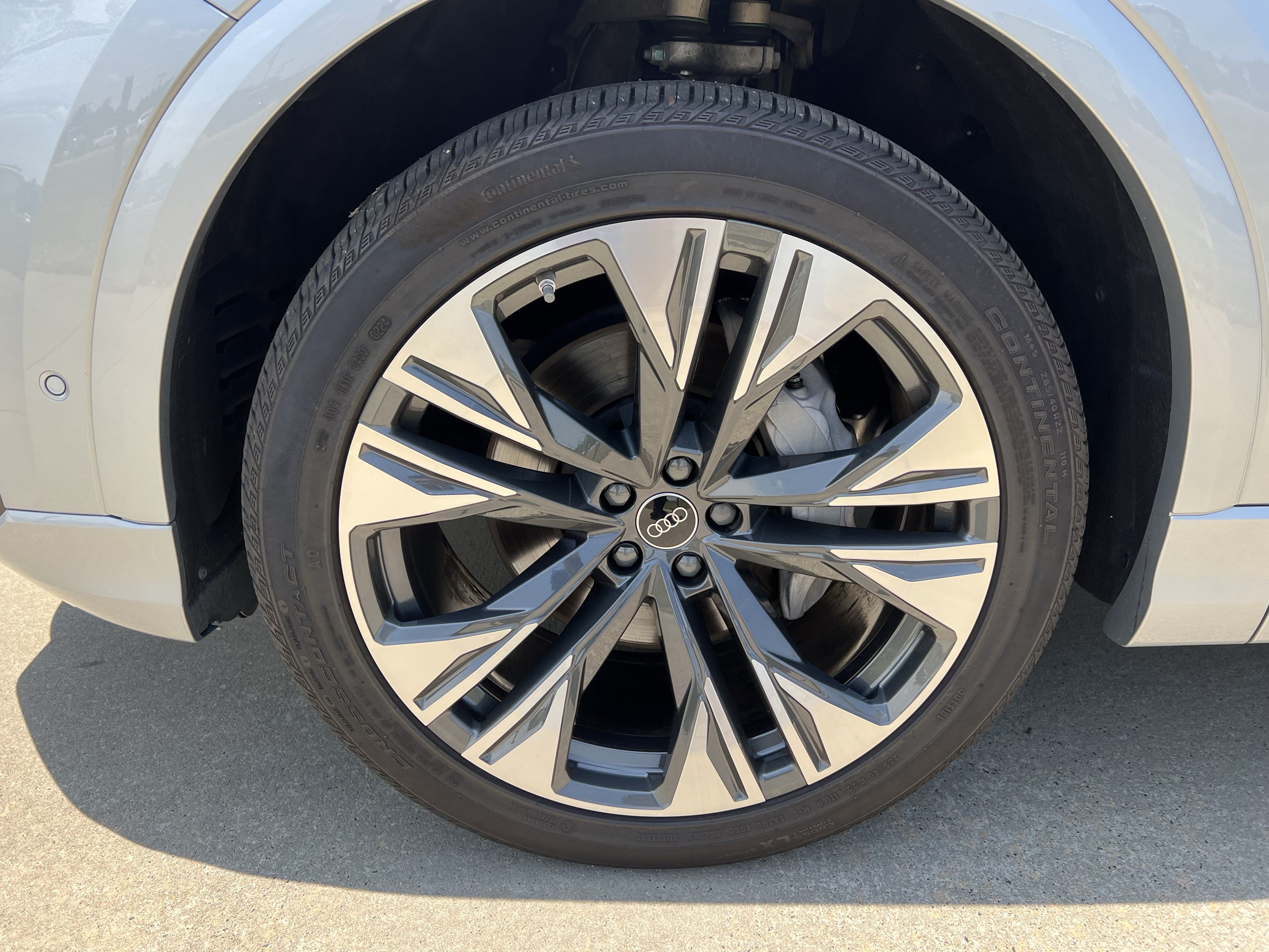 Certified 2024 Audi Q8 Premium AWD/4WD image 13