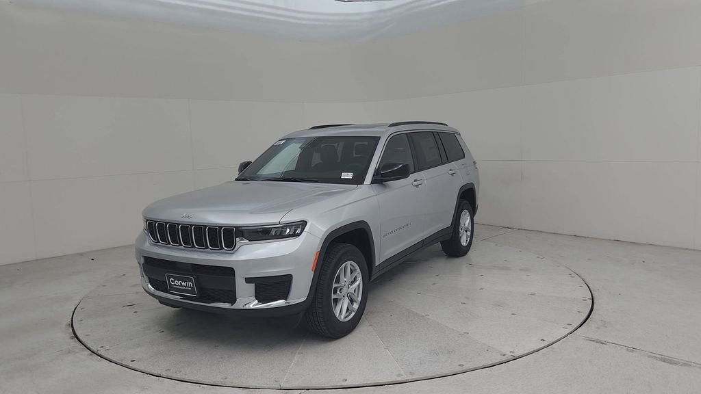 New 2025 Jeep Grand Cherokee L Laredo image 6