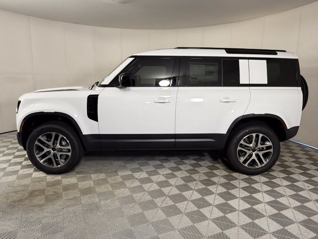 New 2026 Land Rover Defender 110 S AWD/4WD image 3