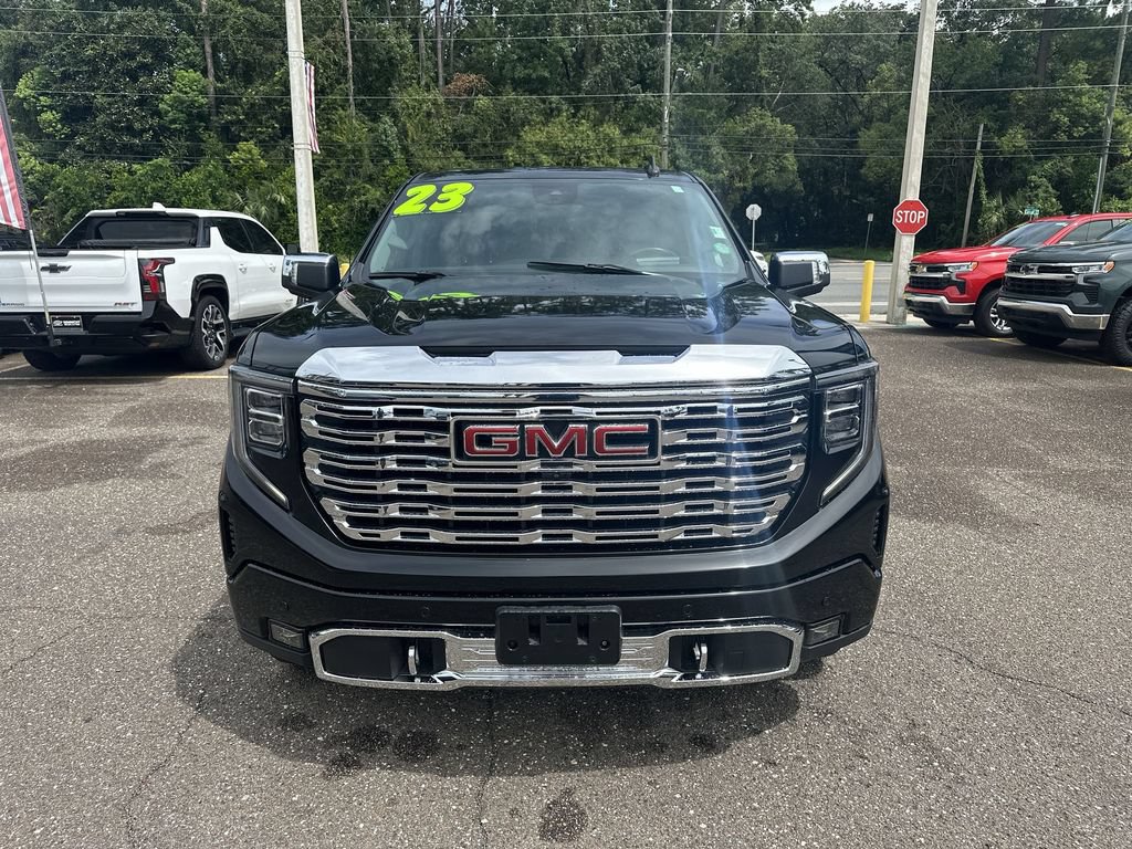 Used 2023 GMC Sierra 1500 Denali w/ Denali Reserve Package AWD/4WD image 11