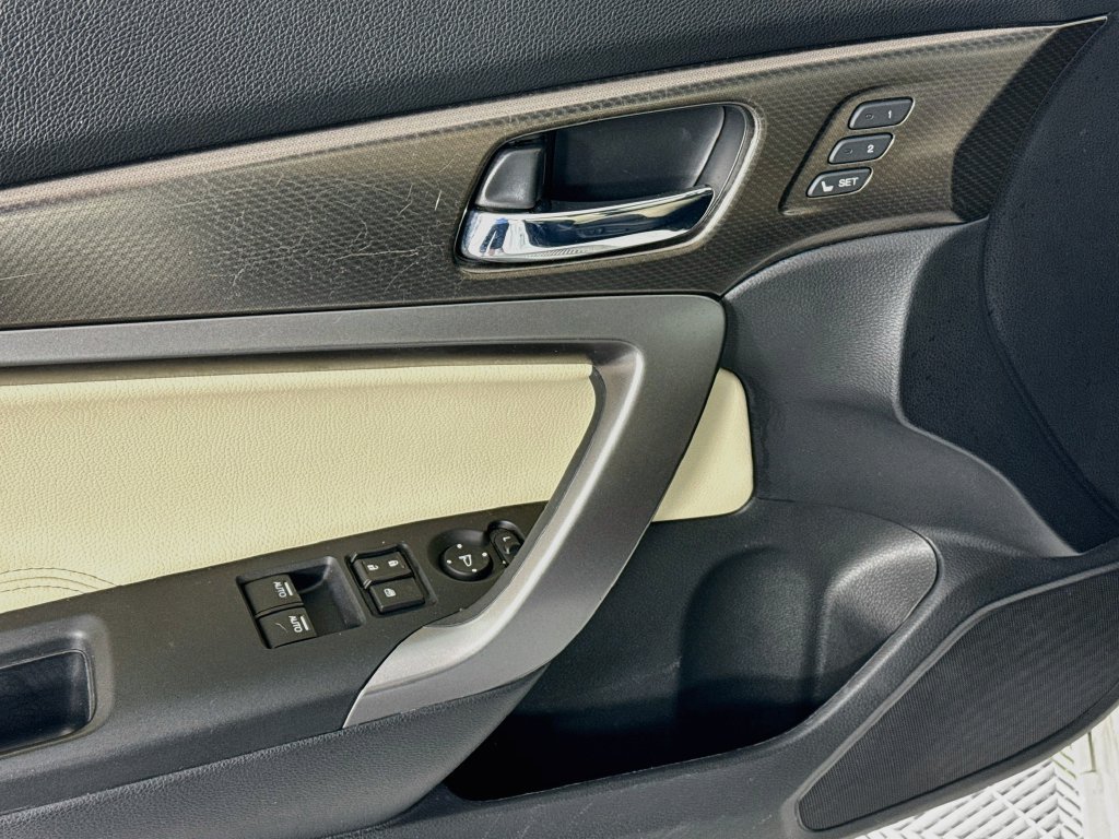 Used 2016 Honda Accord EX-L image 18