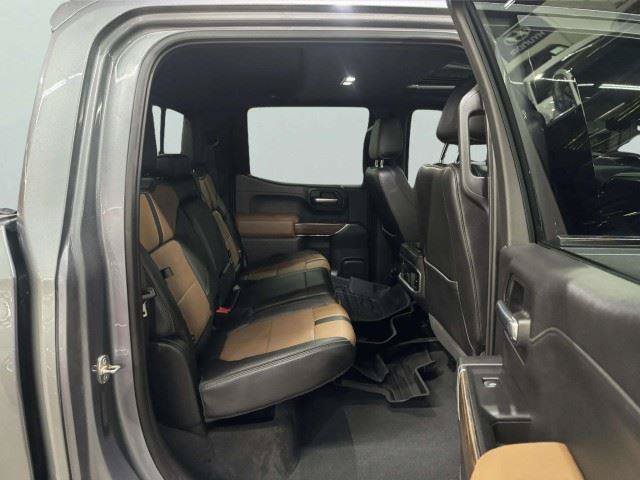 Used 2021 Chevrolet Silverado 1500 High Country w/ Technology Package AWD/4WD image 36