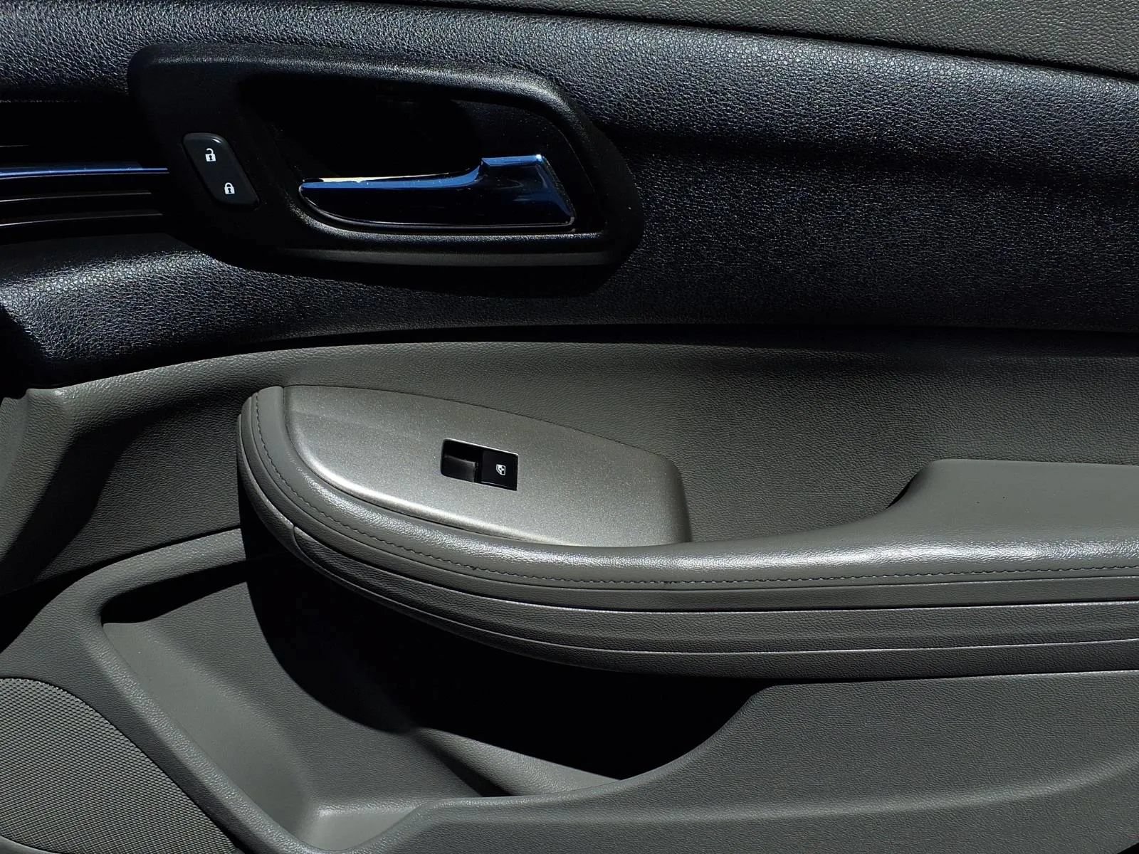 Used 2014 Chevrolet Malibu LS FWD image 24