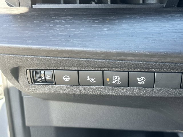 Used 2024 Nissan Ariya FWD image 19