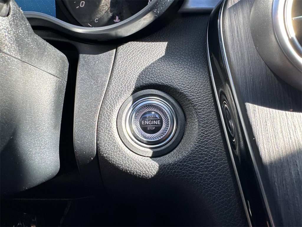 Used 2019 Mercedes-Benz C 300 C 300 image 29