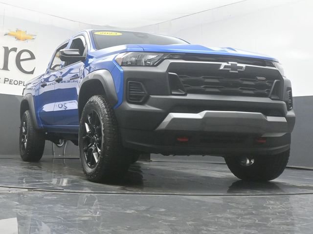 Used 2023 Chevrolet Colorado Trail Boss w/ LPO, Dark Essentials Package image 3